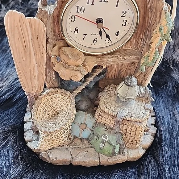 VINTAGE  RESIN  FISHING 🎣 BOAT ⏰️  CLOCK. - Picture 4 of 11